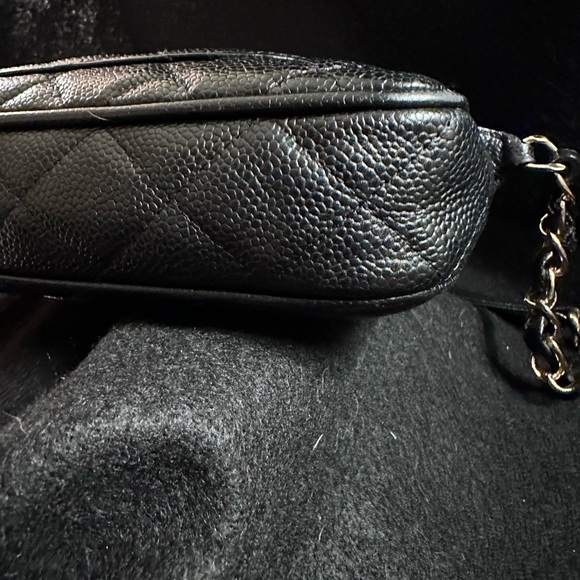 Pre-Owned Authentic Black Caviar Chanel Pochette Excellent Condition! - Picture 9 of 12